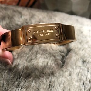 Michael Kors Rose Gold Hinge Bangle! 💝